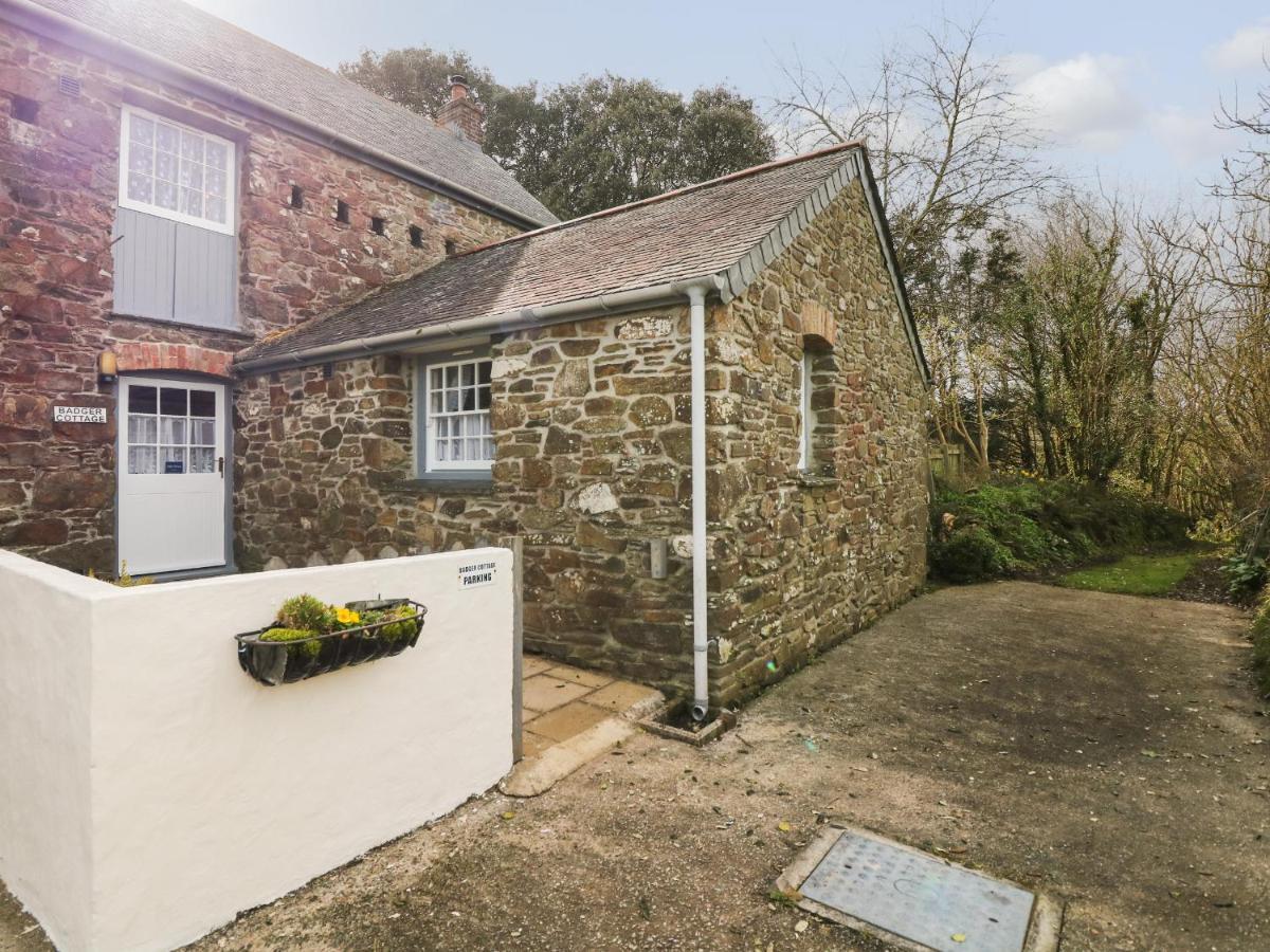 Badger Cottage Mawgan Extérieur photo