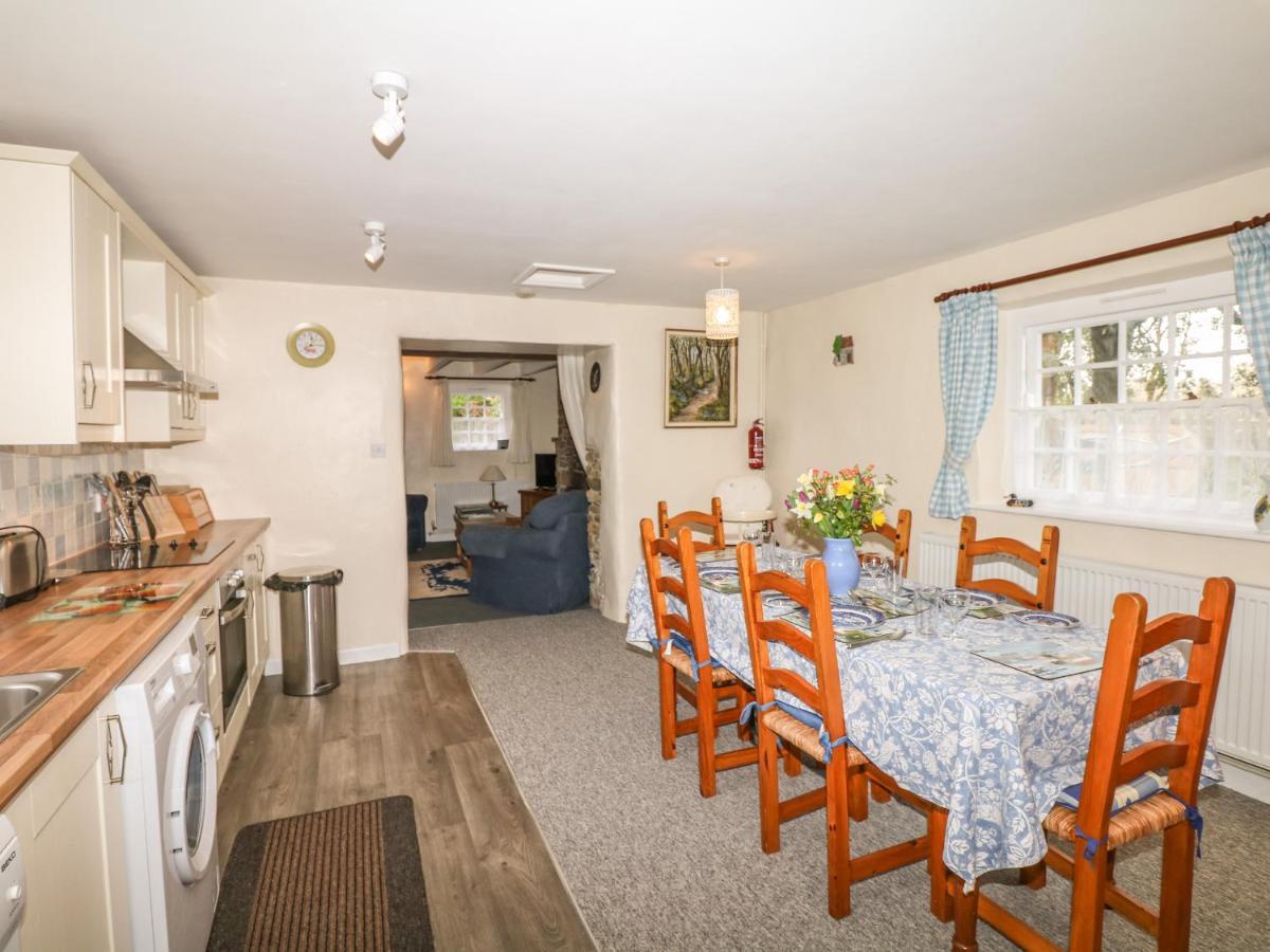 Badger Cottage Mawgan Extérieur photo