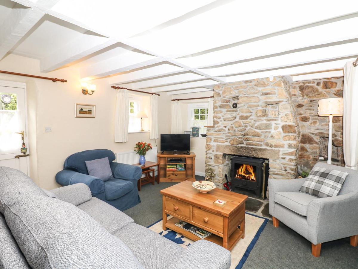Badger Cottage Mawgan Extérieur photo