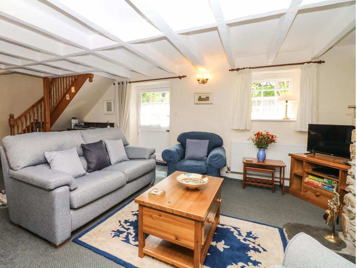 Badger Cottage Mawgan Extérieur photo